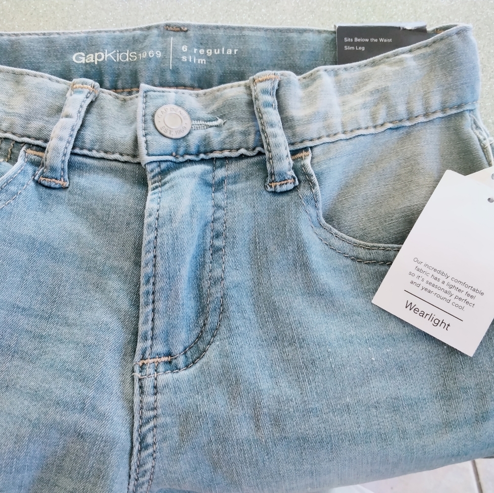Gap  super denim  slim 6 regular size boys new with a tag.